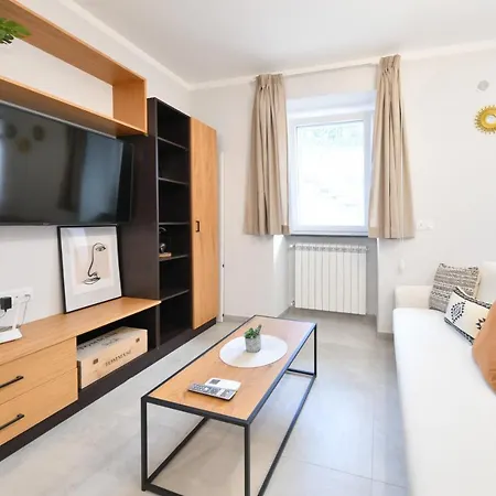 Casa Arianna Apartment *